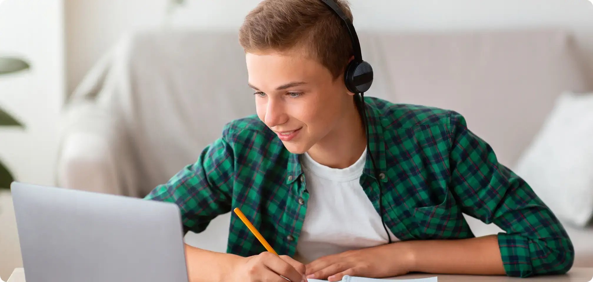 a student applying for scholarship on computer